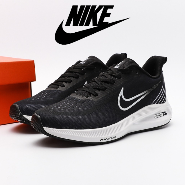 NIKE Zoom Vomero 9X